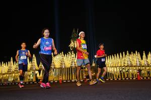 BIB: 45371
                            <button type="button" onclick="openModal(20975282)" class="btn btn-primary btn-sm float-right btn-popup" data-toggle="modal" data-target=".modal-high-quality">
                        <i class="fas fa-shopping-cart"></i> Add to Cart
                    </button>
                                            <button type="button" onclick="isThisMe(20975282, true)" class="btn btn-success btn-sm float-right btn-popup btn-isme hidden" data-toggle="tooltip" data-placement="bottom" title="นี่คือรูปของคุณใช่ไหม คลิกที่นี่เพื่อเอาเข้าอัลบั้ม">
                        <i class="fas fa-plus"></i> Add to album
                    </button>
                    <button type="button" onclick="isThisMe(20975282, false)" class="btn btn-warning btn-sm float-right btn-popup btn-isnotme hidden">
                        <i class="fas fa-ban"></i> Remove from album
                    </button>